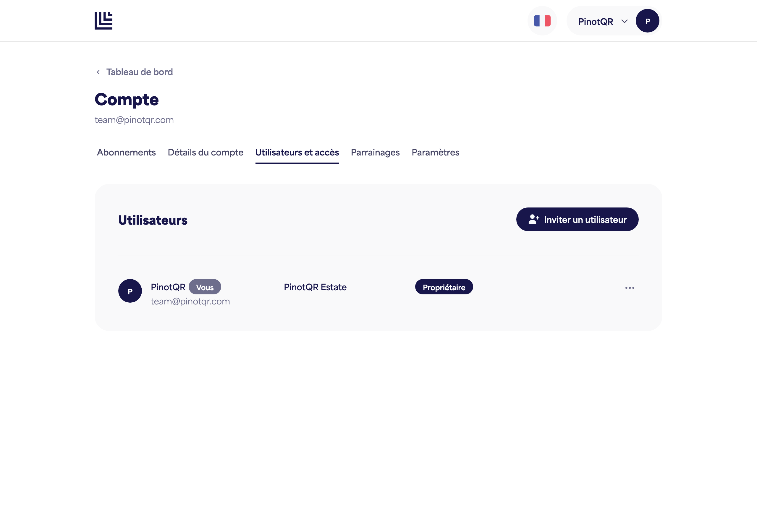 La page Utilisateurs et accès listant les collaborateurs avec leur accès par marque