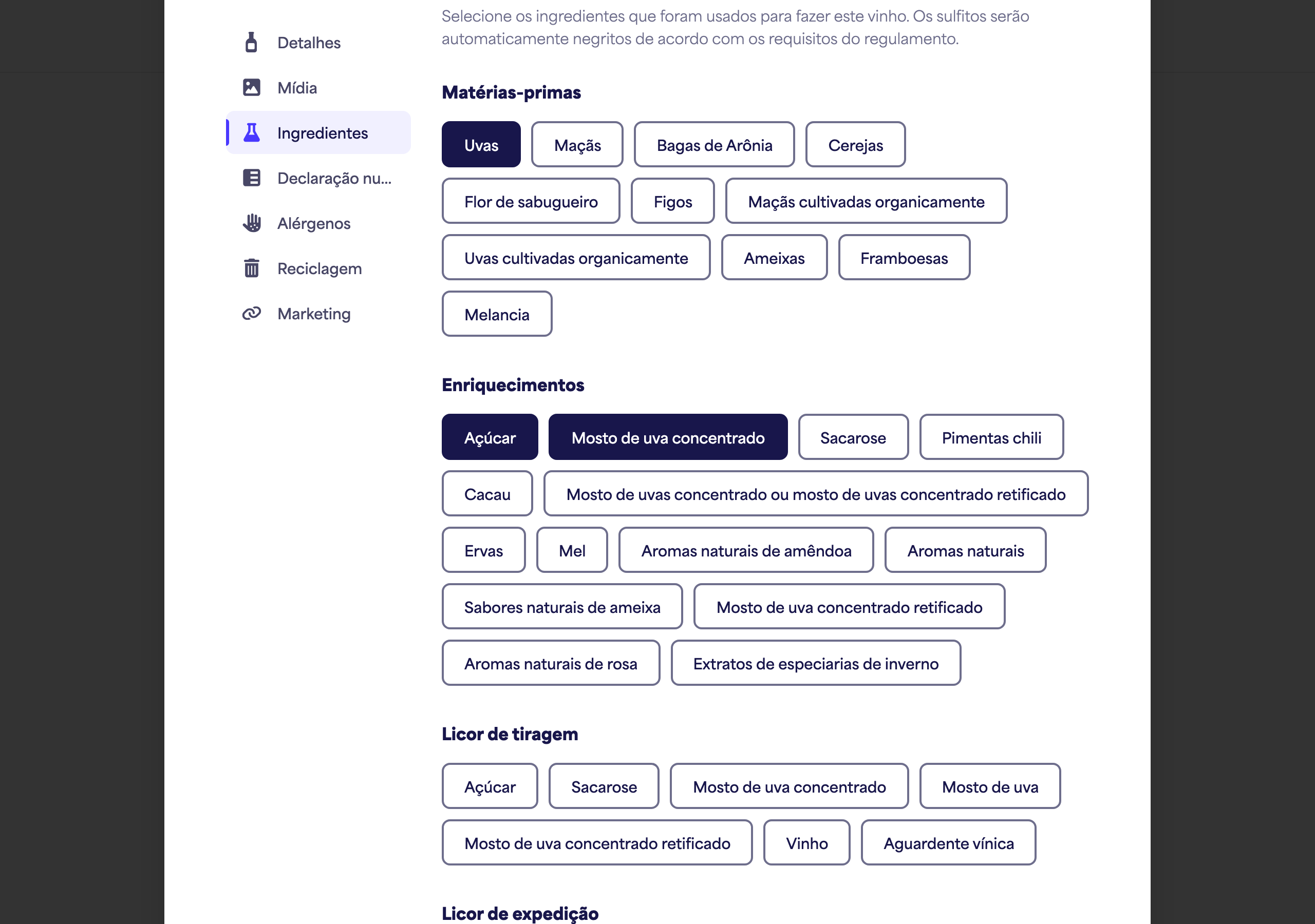 A seção Ingredientes com várias categorias e ingredientes selecionados